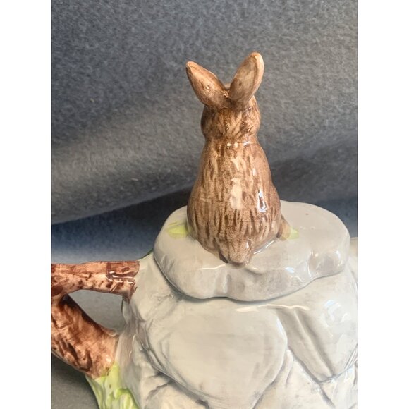 Vintage Rabbit-Themed Ceramic Teapot From 1992 By C.S.B. LTD - Picture 5 of 13
